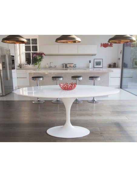 Mesa TUL, oval, fibra de vidrio, tapa lacada blanca 180x108 cms